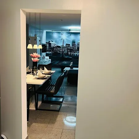 아파트 Sandra 파더본