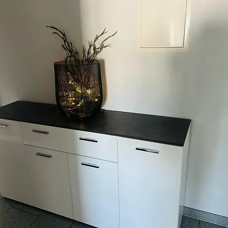 Sandra 아파트 파더본